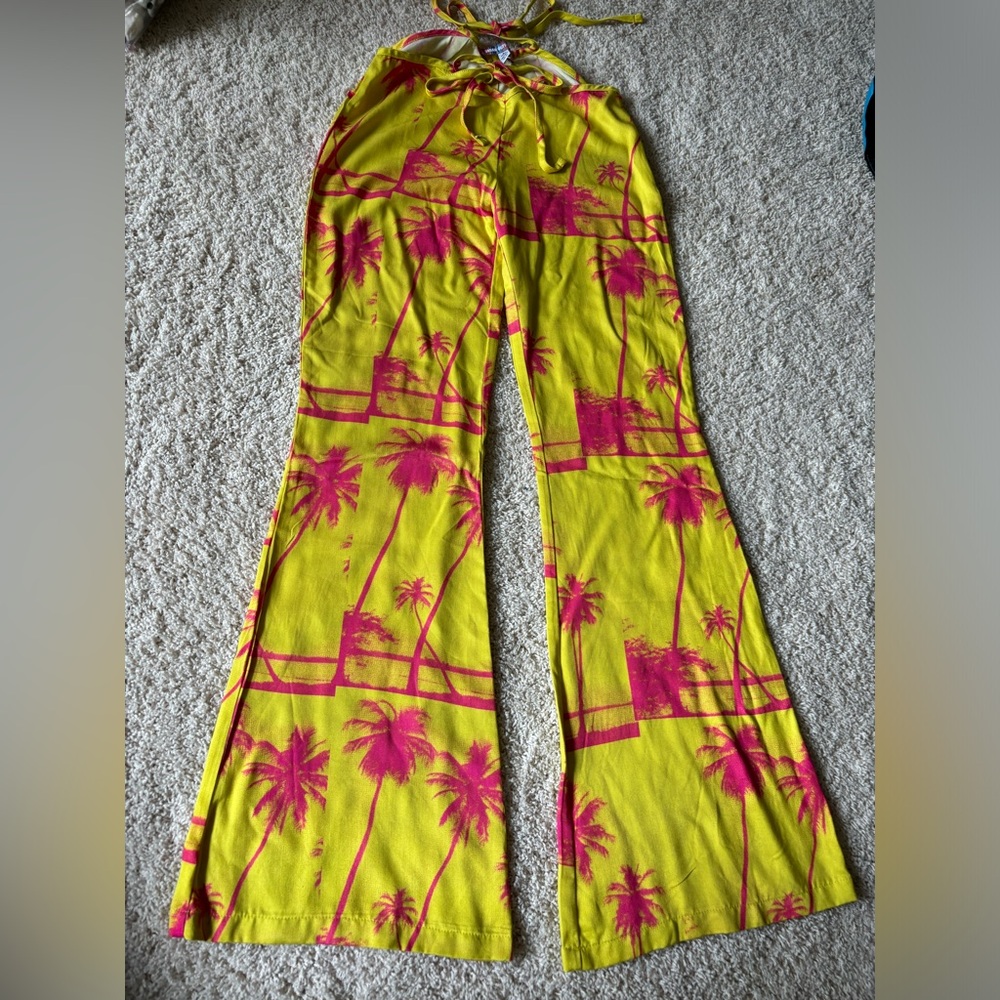 Urban Outfitters tropical pants. XS. New with tags